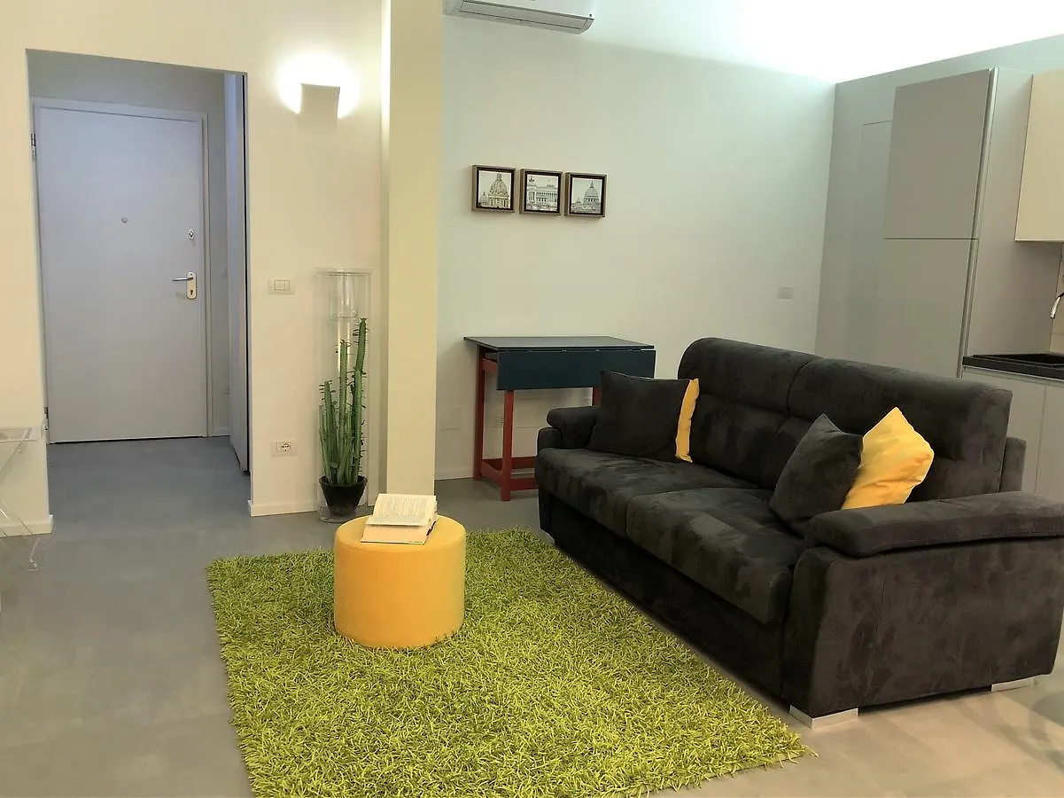 House Milla By Holiday World Rome 0*,  Italy